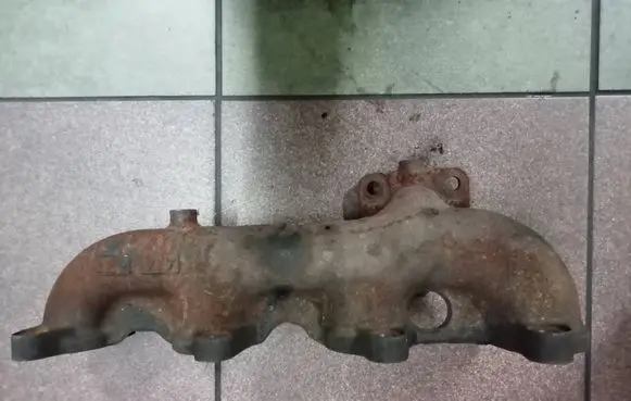 Exhaust manifold