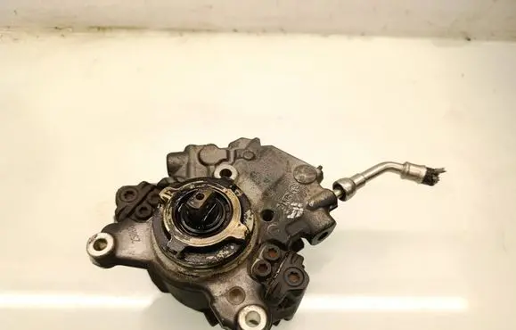 Opel Antara Fuel injection high pressure pump 28286124