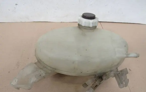 Renault Master II Coolant expansion tank/reservoir 8200199170
