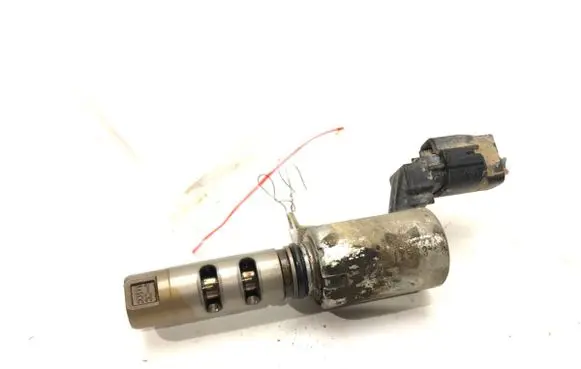 Peugeot 107 Camshaft position sensor 
