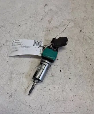 Opel Zafira A Ignition lock 90519056