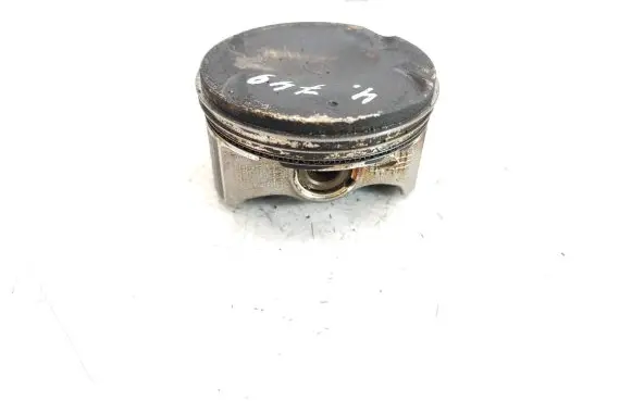 Suzuki Swift III Piston 