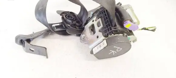 Seat Leon (1P) Front seatbelt 1P0857705A