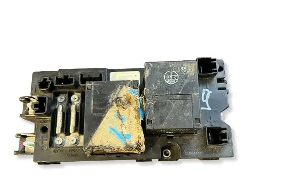 Toyota Prius (XW30) Relay mounting block G92Z128010