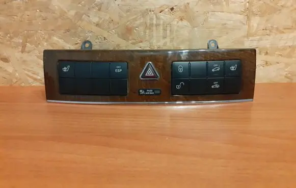 Mercedes-Benz C W203 Hazard light switch A2036808082 A2038216281