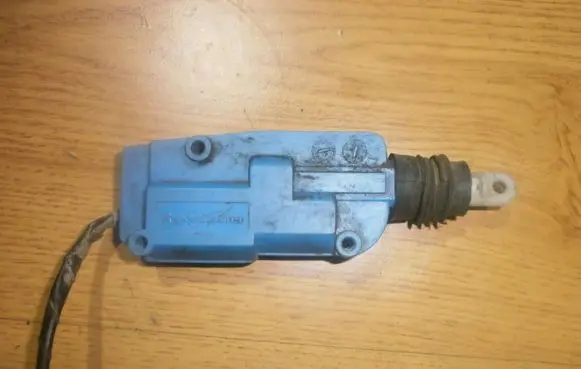 Chrysler Voyager Central locking motor patzl012583634