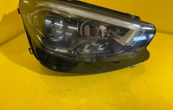 Mercedes-Benz E W213 Headlight/headlamp A2139066810