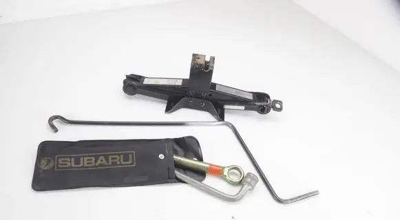 Subaru Outback Tool set 