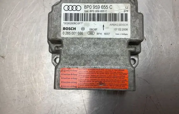 Audi A3 S3 8P Airbag control unit/module 8P0959655C 0285001666