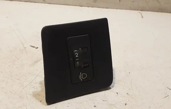 Headlight level height control switch