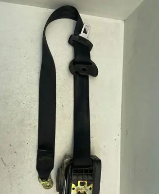 Front seatbelt