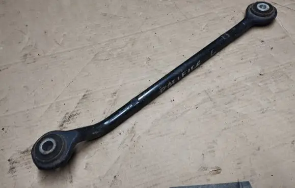 Rear upper control arm/wishbone