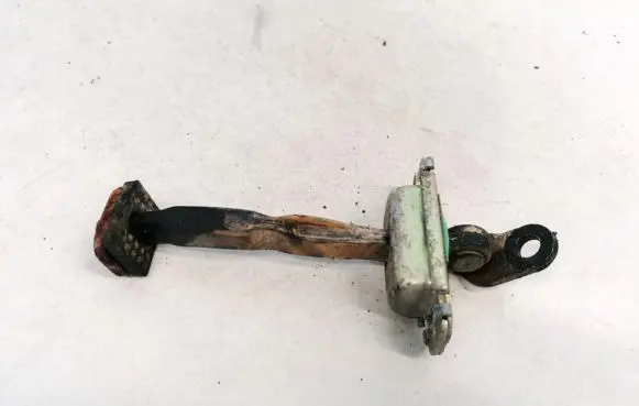 Hyundai Elantra Rear door check strap stopper