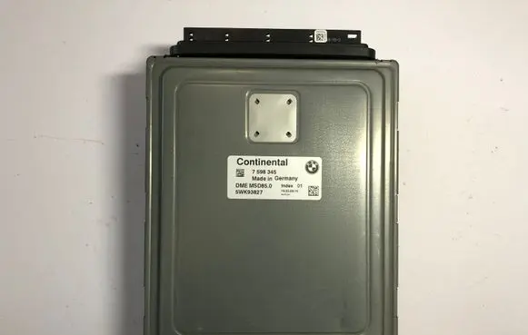 BMW 7 F01 F02 F03 F04 Engine control unit/module 7598345 5WK93827 DMEMSD85