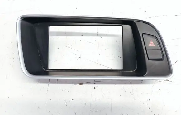 Audi Q5 SQ5 Radio/GPS head unit trim 8R1857186P 8R1857186