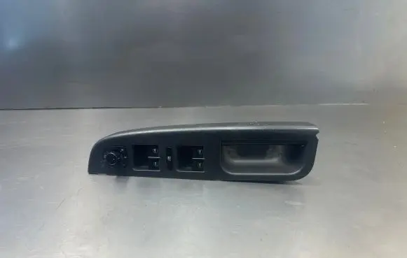 Volkswagen Golf V Electric window control switch 1K4959857B