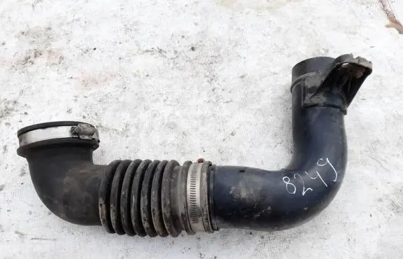 Subaru Legacy Air intake hose/pipe a12aj01 a13aj00