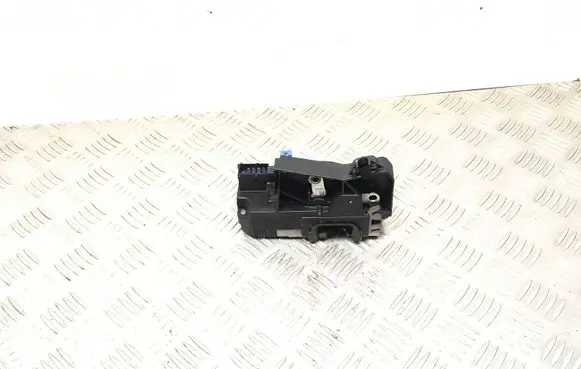 Renault Trafic II (X83) Rear door lock 8200020187 91166231