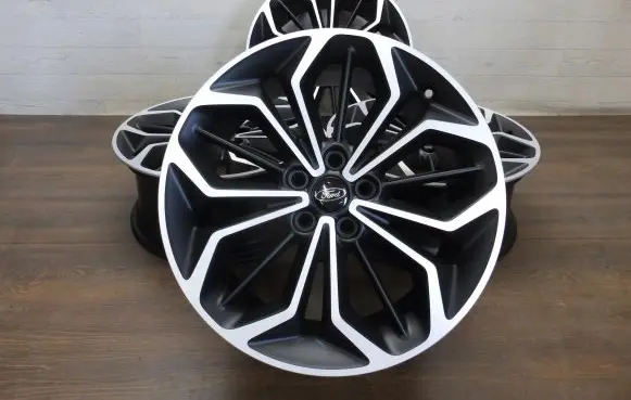 R18 alloy rim