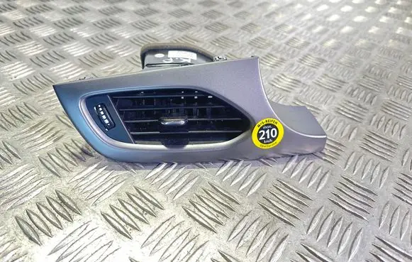 Dashboard side air vent grill/cover trim