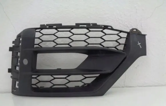 Audi Q2 - Front bumper lower grill 81A807681C