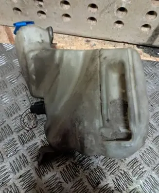 Audi A6 Allroad C5 Windshield washer fluid reservoir/tank 4B0955453K