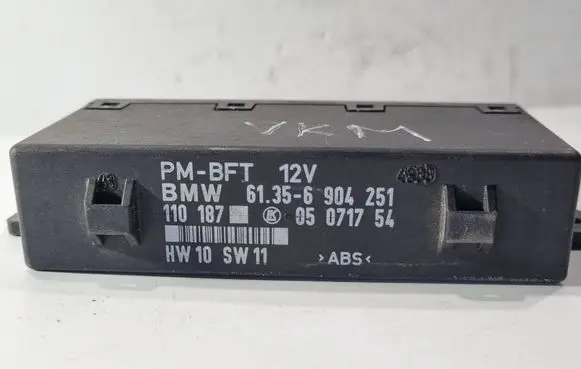 BMW 5 E39 Door control unit/module 61356904251 05071754 110187