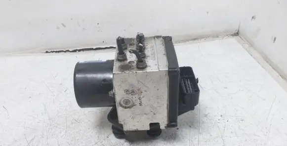 Volkswagen PASSAT B6 ABS Pump FQ63450807DED 3C0614109 16420501
