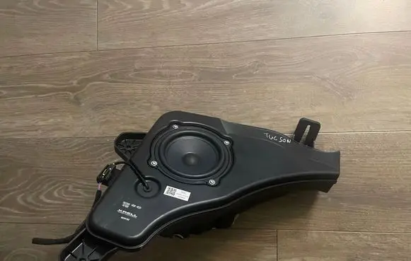 Hyundai Tucson IV NX4 Subwoofer speaker 96380N7100