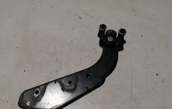 Mercedes-Benz Vito Viano W447 Sliding door lower roller guide/hinge A4477601547
