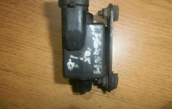 Renault Laguna I Turbo solenoid valve 7700861642 6268p1