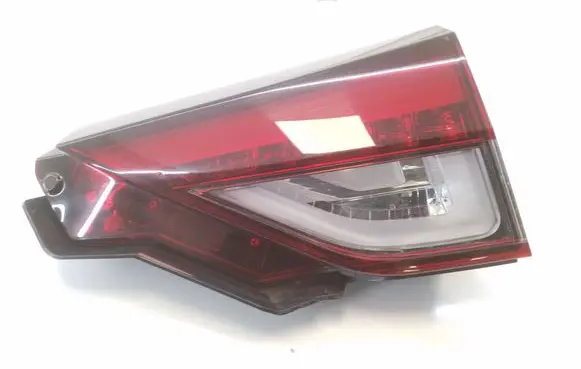 Tailgate rear/tail lights