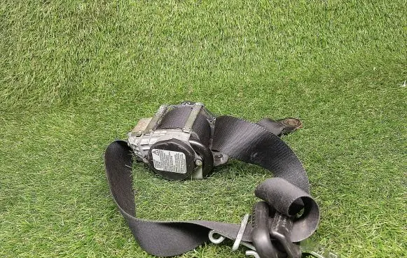 Ford Mondeo MK IV Front seatbelt 6G9N61295AFW 6066376