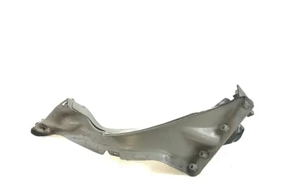 Audi A6 C7 Fender mounting bracket 4G0805816 4G0821136A