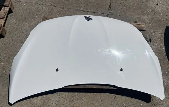 Peugeot 208 I Engine bonnet/hood