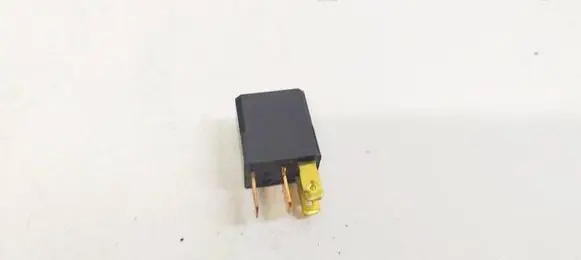 Mazda 5 Other relay ACM33221 UM4667730