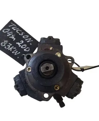 Hyundai Tucson JM Fuel injection high pressure pump 3310027000 0445010038