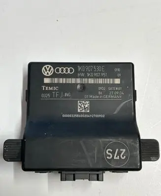 Volkswagen Touran I Gateway control module 1K0907530E 0325T 1K0907951