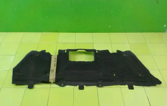 Ford Kuga II Engine bonnet/hood sound/heat insulation WP205