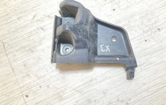 Front bumper mounting bracket