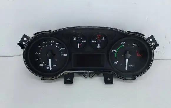 Iveco Daily 6th gen Speedometer (instrument cluster)