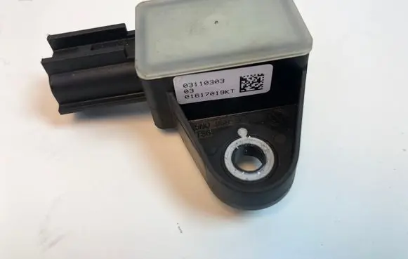 Volkswagen PASSAT B7 Airbag deployment crash/impact sensor 5N0959354 391140