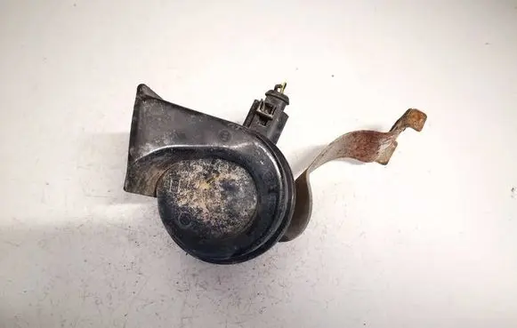 Volkswagen Caddy Horn signal e9011157
