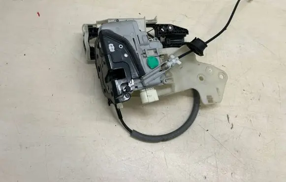 Porsche Cayenne (92A) Front door lock 8J1837015B 5N0837885H
