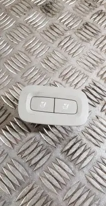 Volvo S60 Seat control switch 31433994