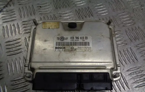 Volkswagen PASSAT B5.5 Engine control unit/module ECU 038906019EB