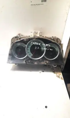 Toyota Corolla Verso AR10 Speedometer (instrument cluster)