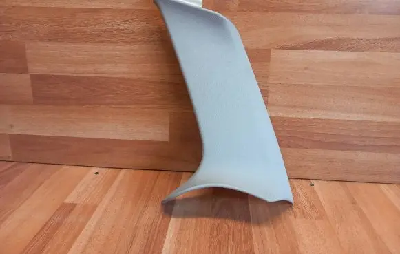 Mercedes-Benz C W204 (C) pillar trim A2046901625 SP5767