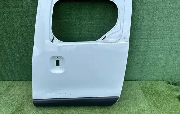 Dacia Dokker Side sliding door 821132799R