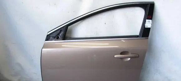 Volvo V40 Front door